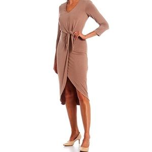 Calvin Klein V-Neck 3/4 Sleeve Tie Knot Sheath Dress